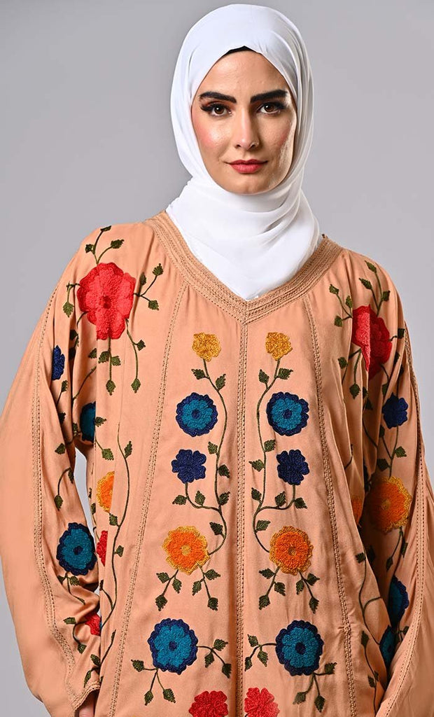 Beautiful Eastern Embroidered And Lace Detailing Tunic - EastEssence.com