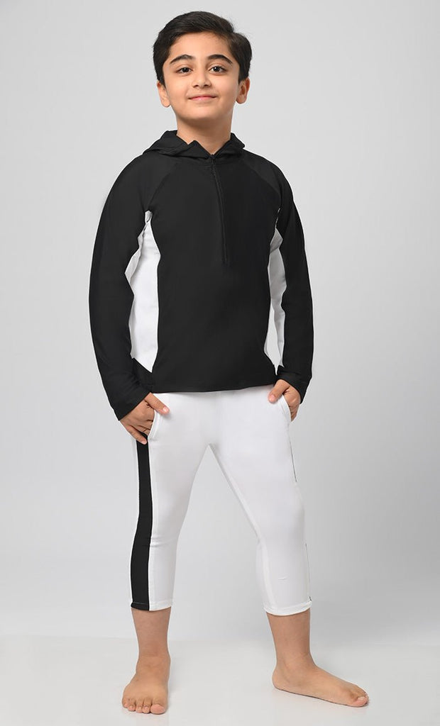 Boy's Contrasted Black&White Swimwear - 2Pc Set