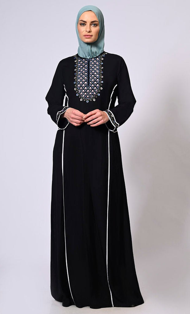 Feminine Flourish: Embroidered Front Zip Black Abaya with Front Pockets - EastEssence.com