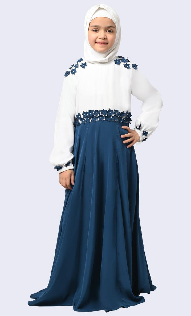 Little Girl Zahida White&Denim color Modest Abaya With Pockets - EastEssence.com