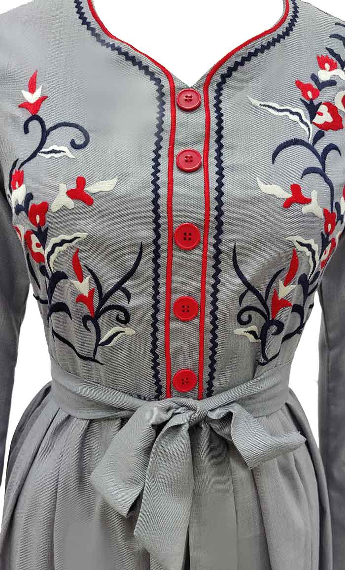 Women's Beautiful Embroidered Chambray Abaya