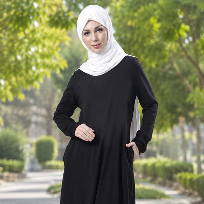 8 Stylish Ways to Wear an Abaya in Winter