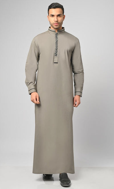 Arabian Black Emroidery Detailing Thobe / Jubba For Men - Final Sale - EastEssence.com