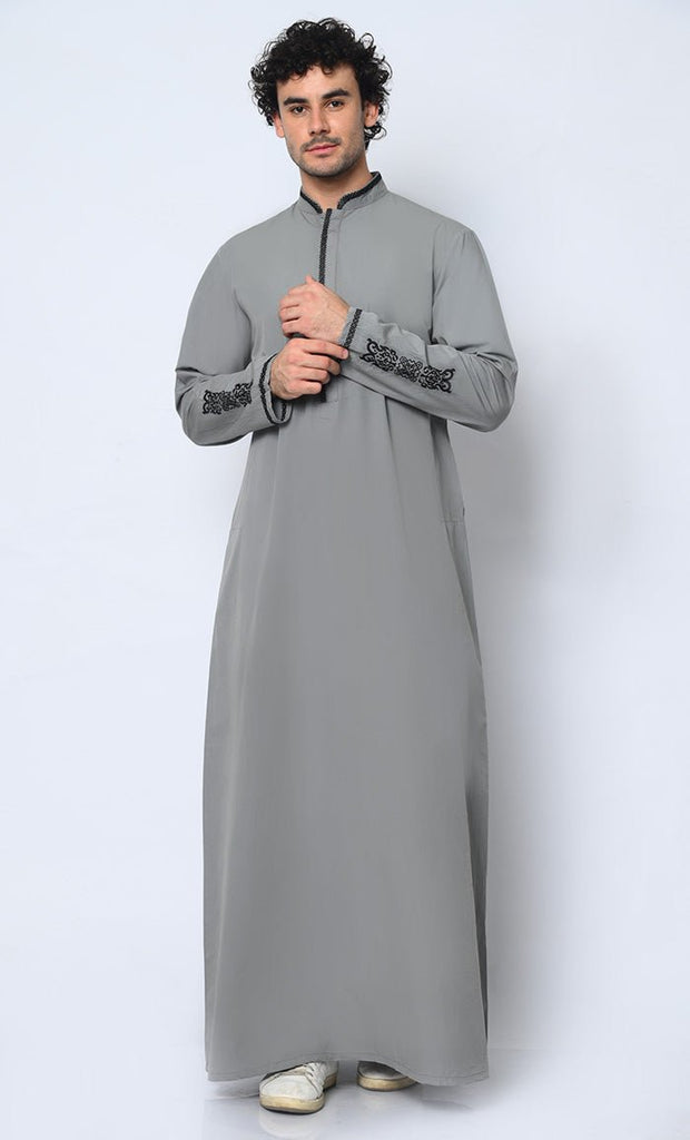 Arabic Elegance: Men's Embroidered Grey Thobe With Pockets - EastEssence.com