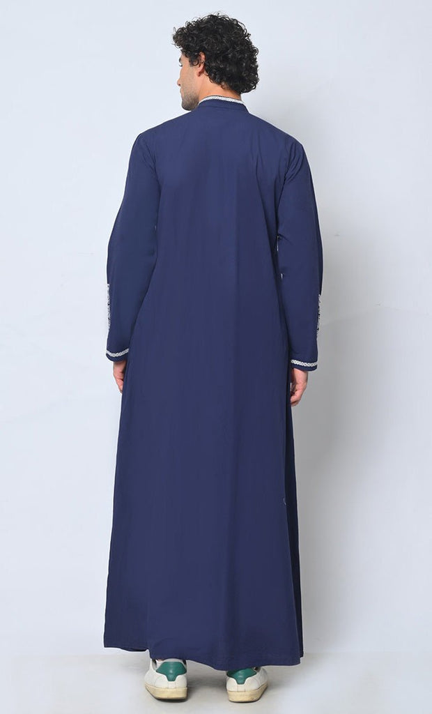 Arabic Elegance: Men's Embroidered Navy Thobe With Pockets - EastEssence.com