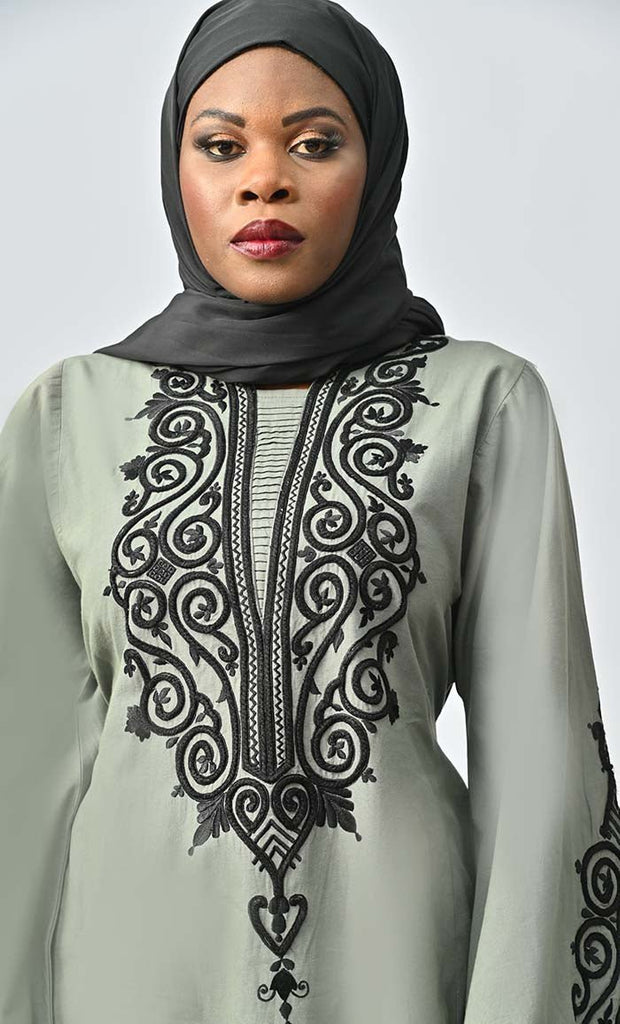 Arabic Women Beautiful Dori Work Detailing Abaya With Pockets - Final Sale - EastEssence.com