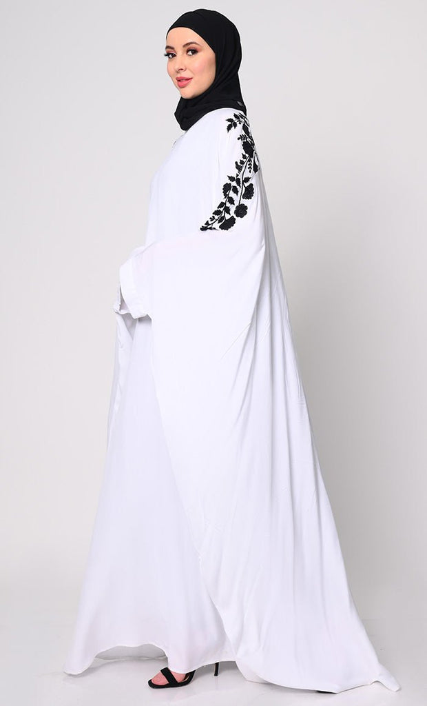 Beautiful Floral Embroiderd White Kaftan with Pockets - EastEssence.com