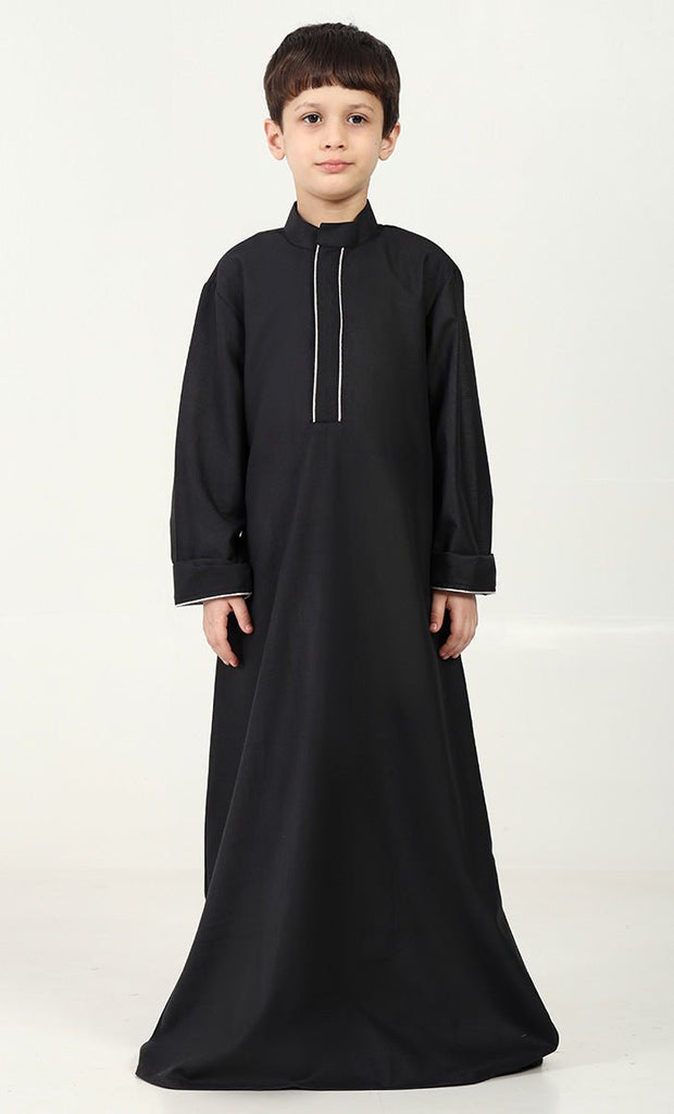 Boys' Thobe in Polyester Poplin Fabric with Silver Thread Trim - Black - EastEssence.com