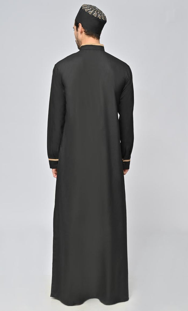 Buy Mens Arabic Embroidered ThobeJubba With Pockets And Kufi - Final Sale - EastEssence.com