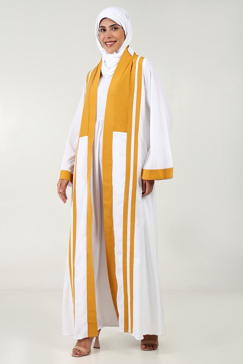 Contrast Detail Crepe Abaya ??Bell Sleeves, Round Neck - EastEssence.com