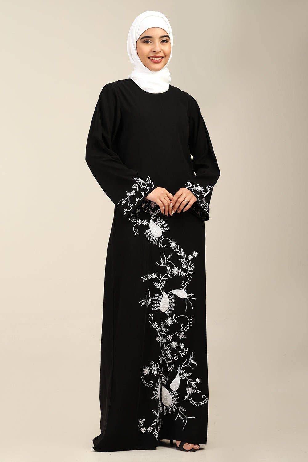 Contrast Embroidered Firdous bell sleeves Abaya - EastEssence.com