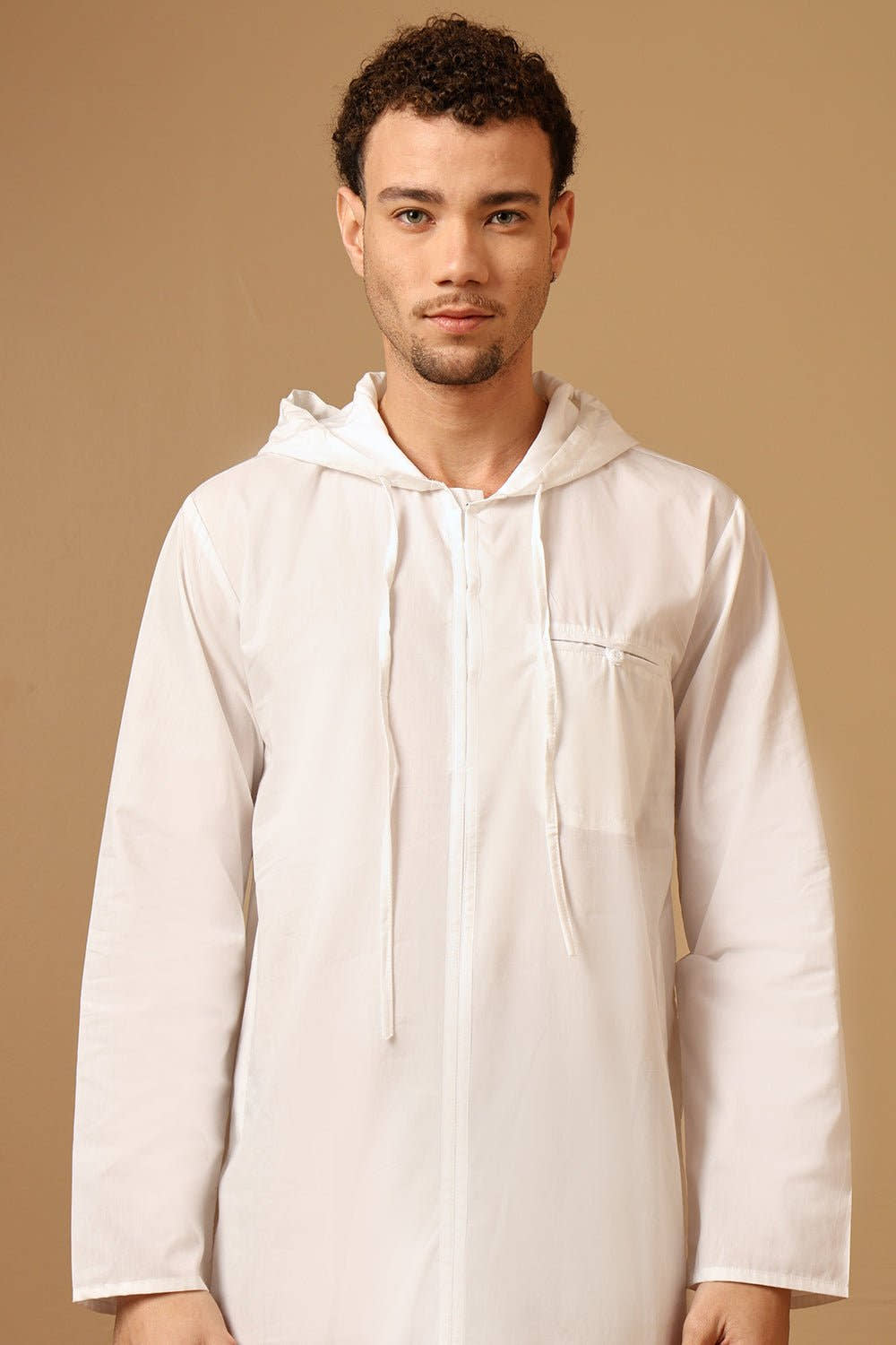 Cotton Poplin Hooded Thobe with Full Sleeves & Side Pockets - EastEssence.com