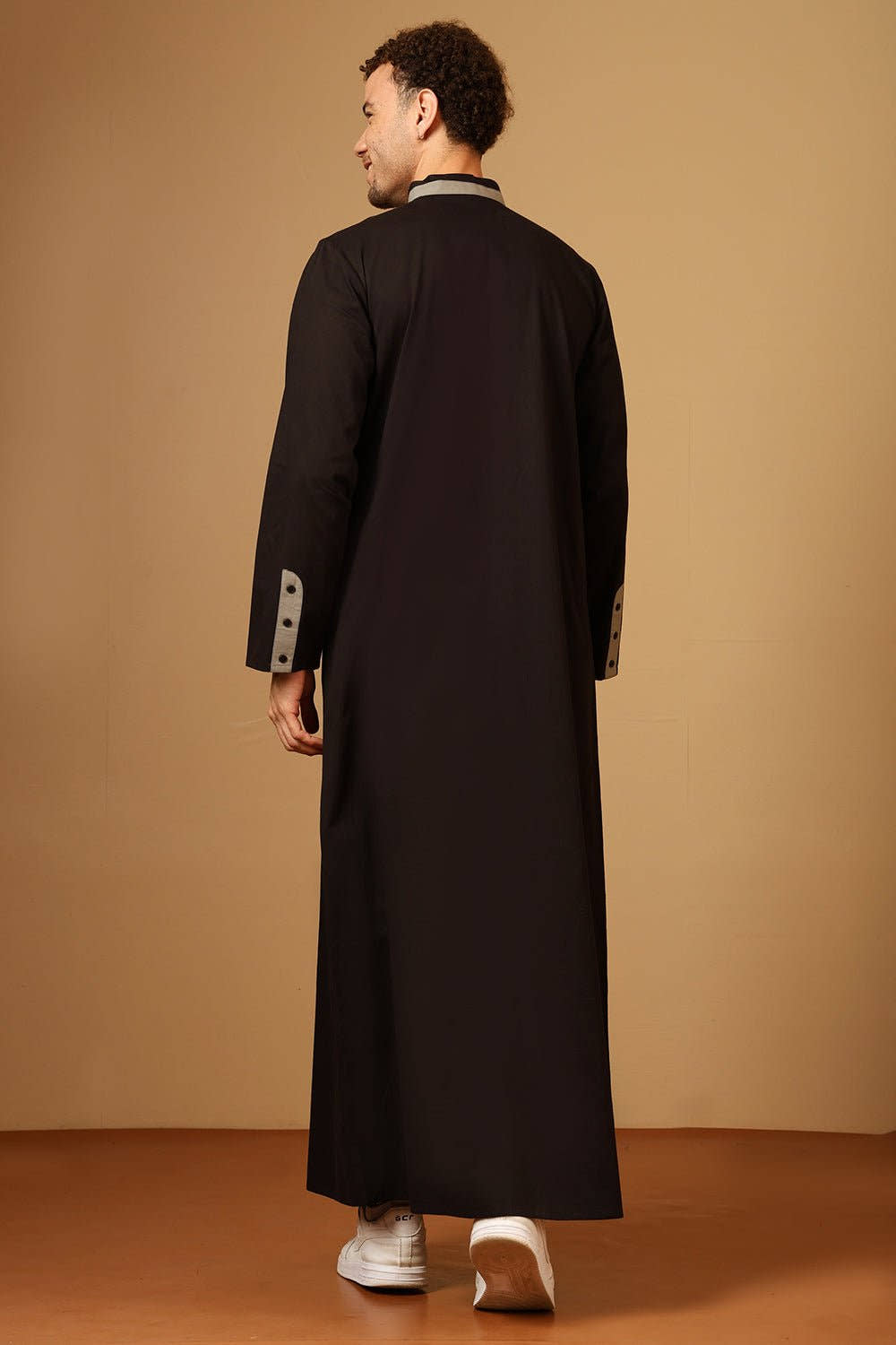 Cotton Poplin Mandarin Collar Button Front Thobe - EastEssence.com