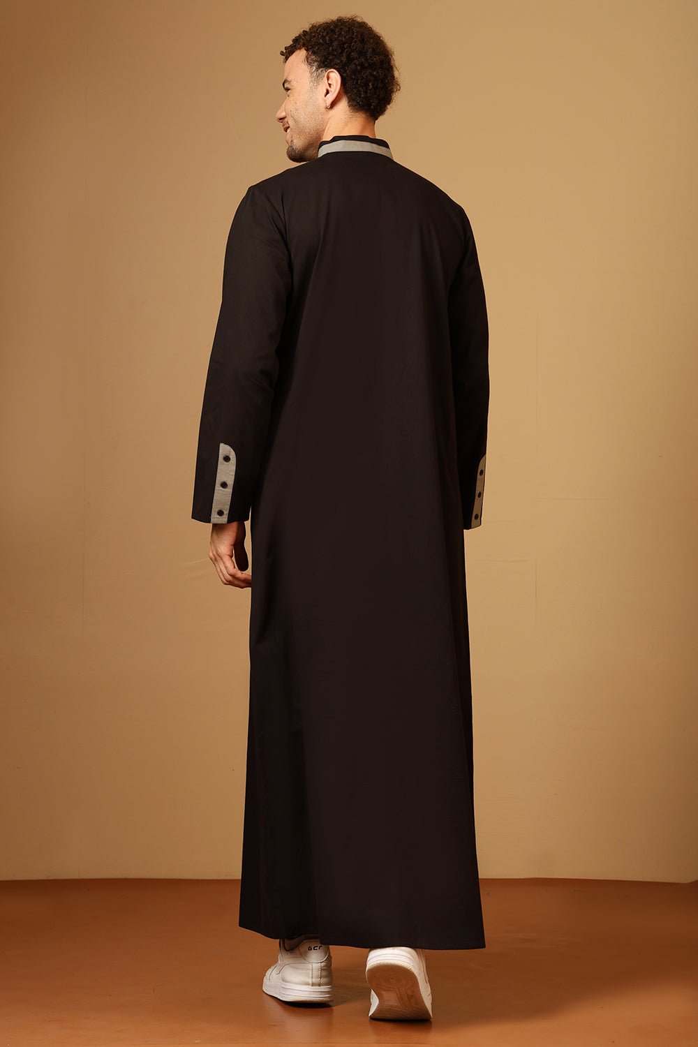 Cotton Poplin Mandarin Collar Button Front Thobe - EastEssence.com