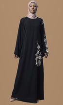 Abaya de Dubaï brodée de fils floraux