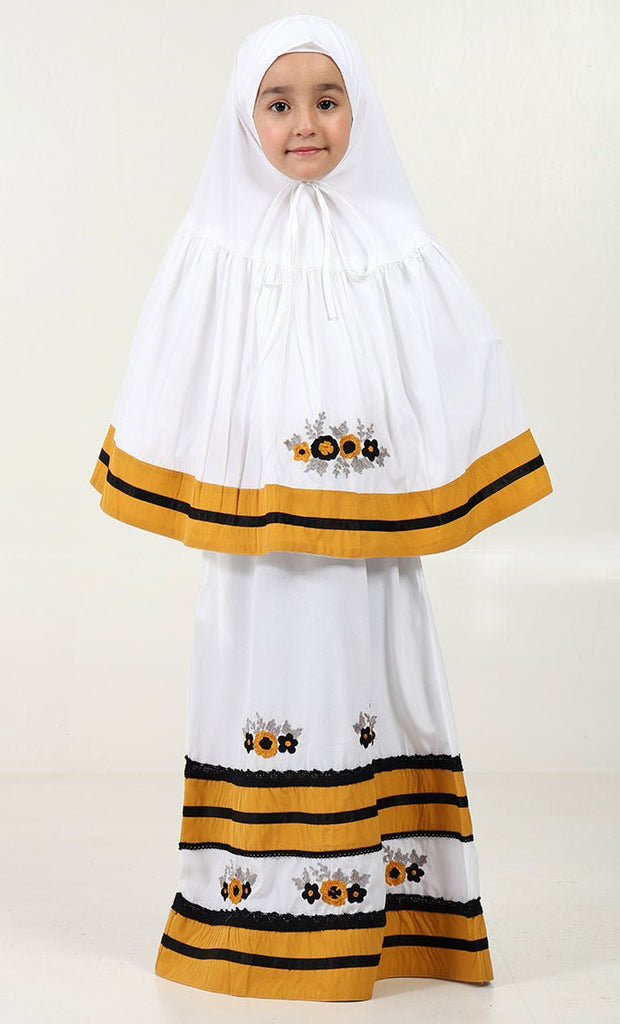 Elegant Girls' 2 - Piece Prayer Set - Yellow trim - EastEssence.com