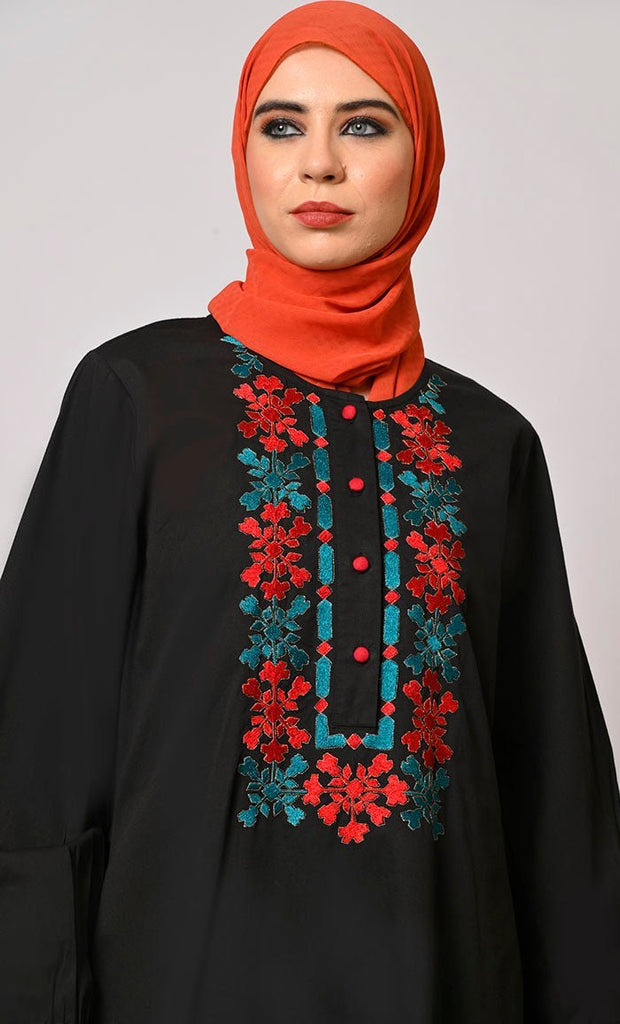 Embroidered Opulence: Black Abaya with Practical Pockets - Final Sale - EastEssence.com