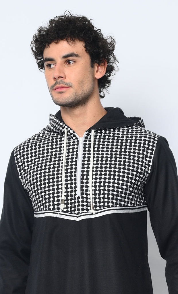 Geometric Embroidered Men's Black Thobe with Hoodie and Pockets - EastEssence.com