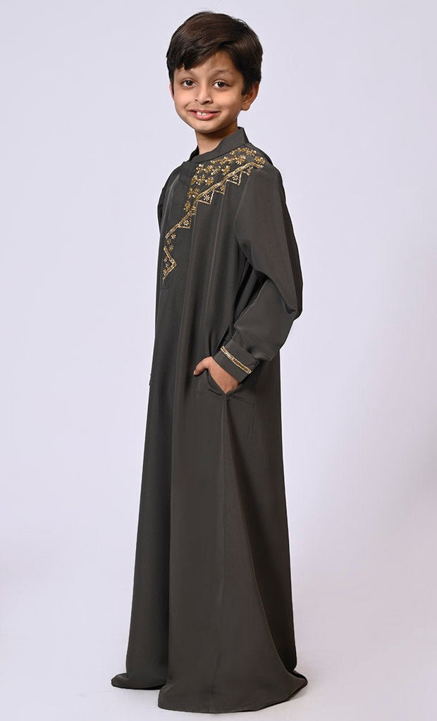 Handcrafted Elegance: Traditional Boy's Grey Thobe with Intricate Details - Final Sale - EastEssence.com