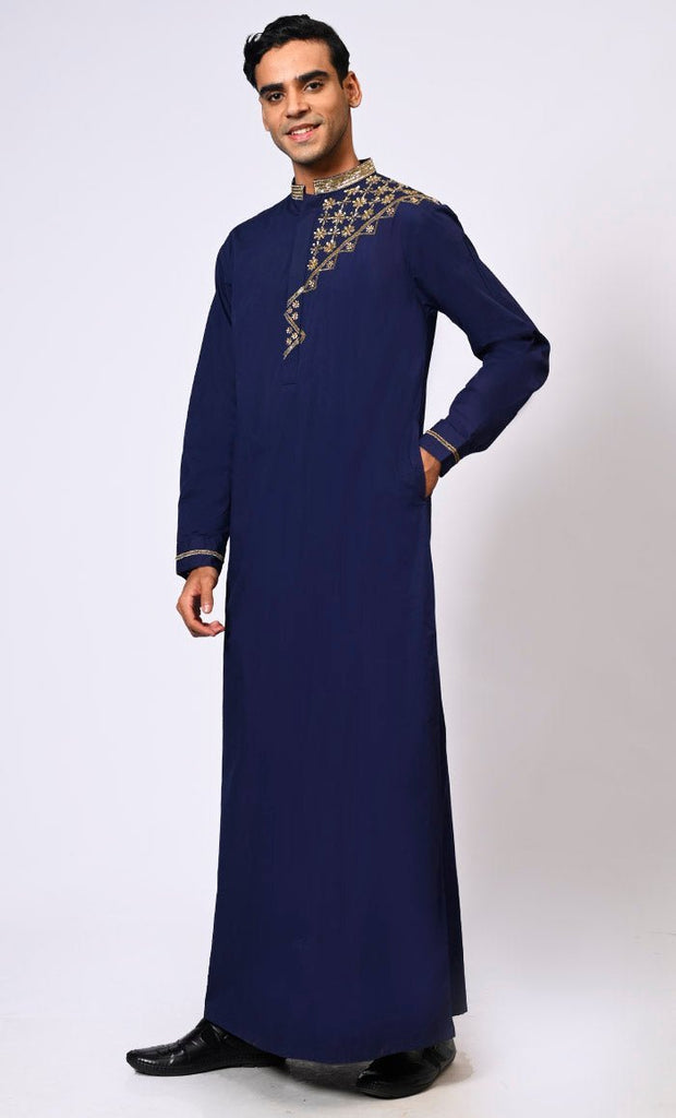 Handcrafted Elegance Traditional Men's Navy Thobe with Intricate Details - Final Sale - EastEssence.com