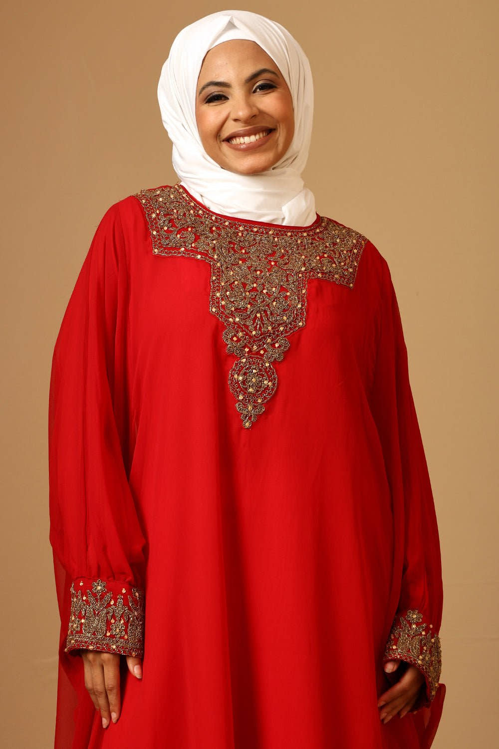 Luxury Fine Georgette Kaftan Abaya with Gold Zari Embroidery - EastEssence.com