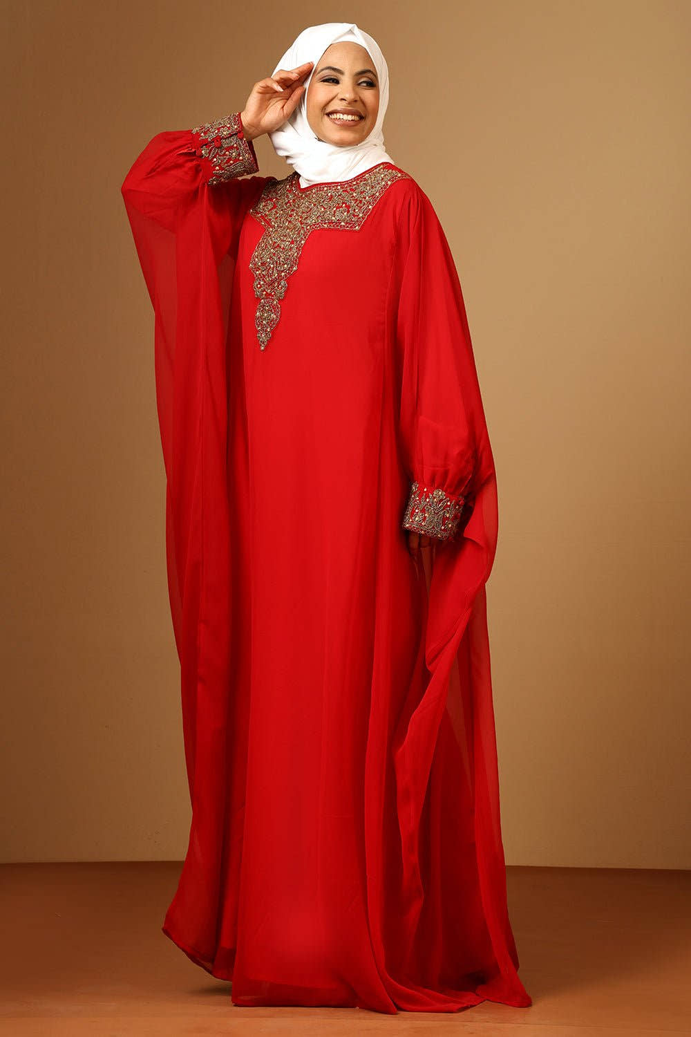 Luxury Fine Georgette Kaftan Abaya with Gold Zari Embroidery - EastEssence.com