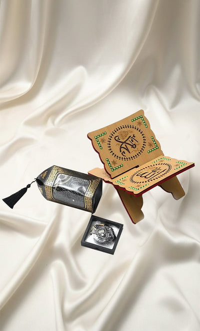 Luxury Islamic Gift Set ·Prayer Rug, Wooden Rehal & Tasbeeh - Black - EastEssence.com