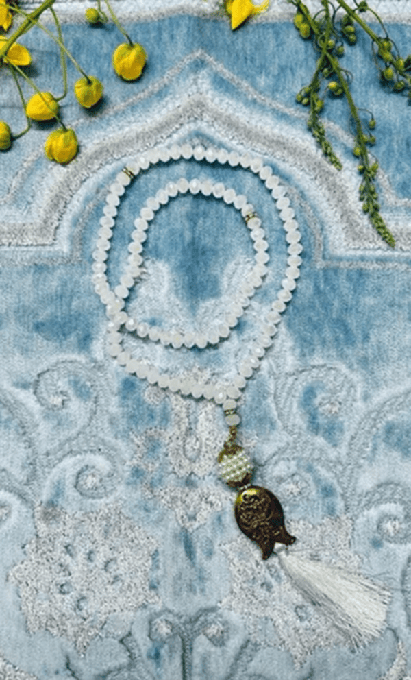 Luxury Islamic Gift Set ·Prayer Rug, Wooden Rehal & Tasbeeh - White - EastEssence.com