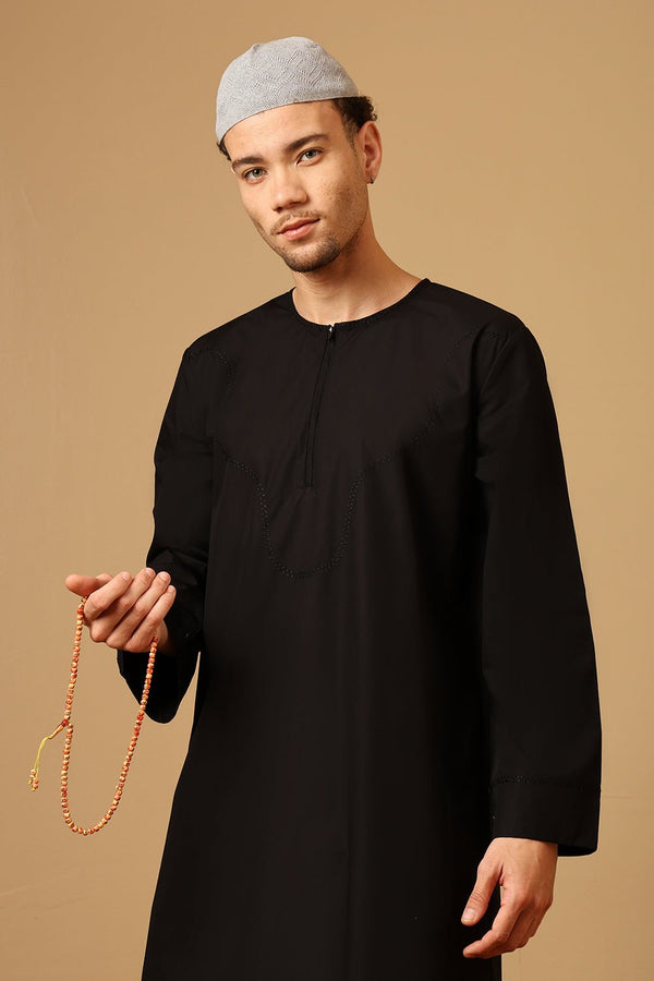 Men’s Omani Black Embroidered Thobe - EastEssence.com
