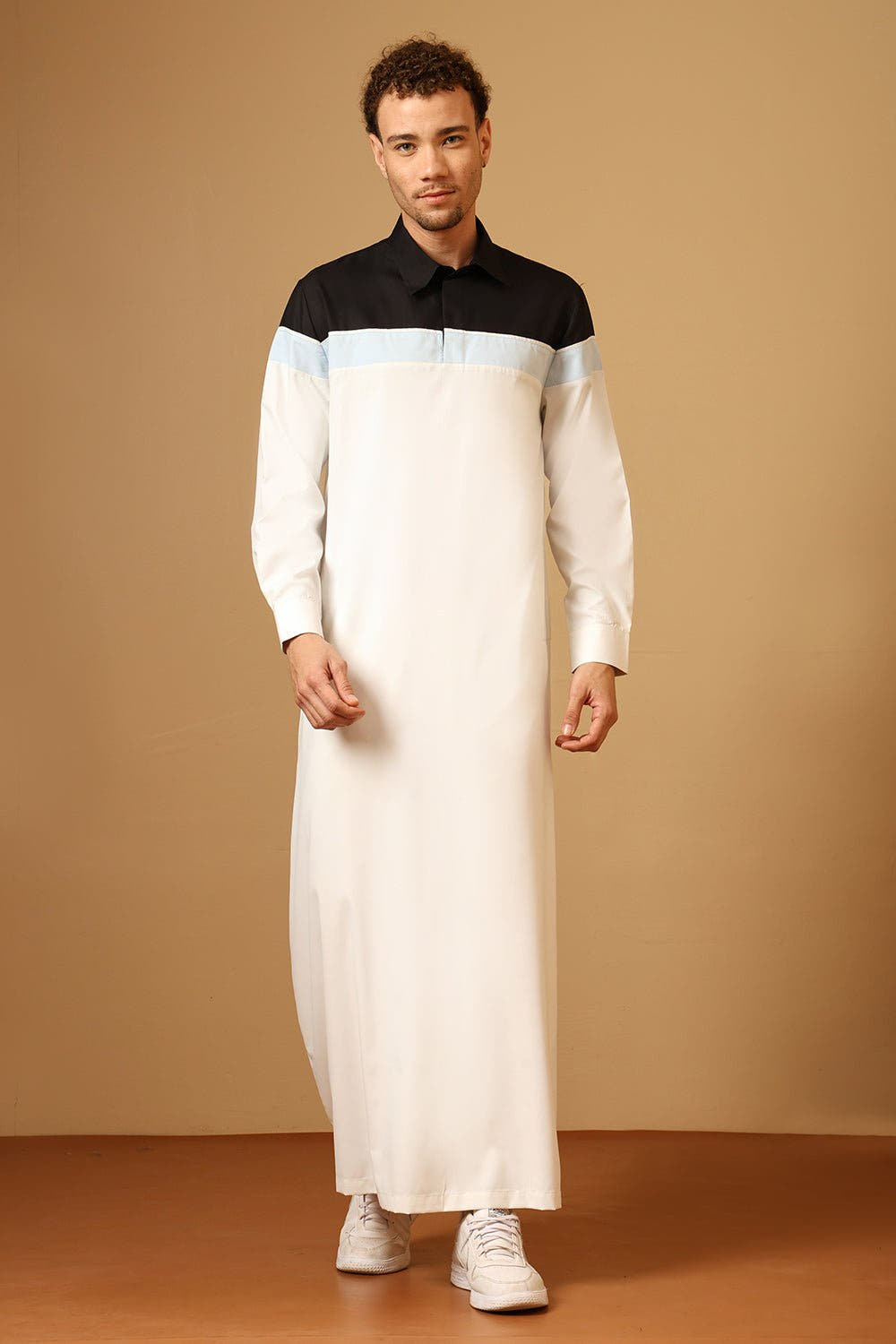 Men’s Poly Cotton Sports Thobe with Collared Neck & Side Pockets