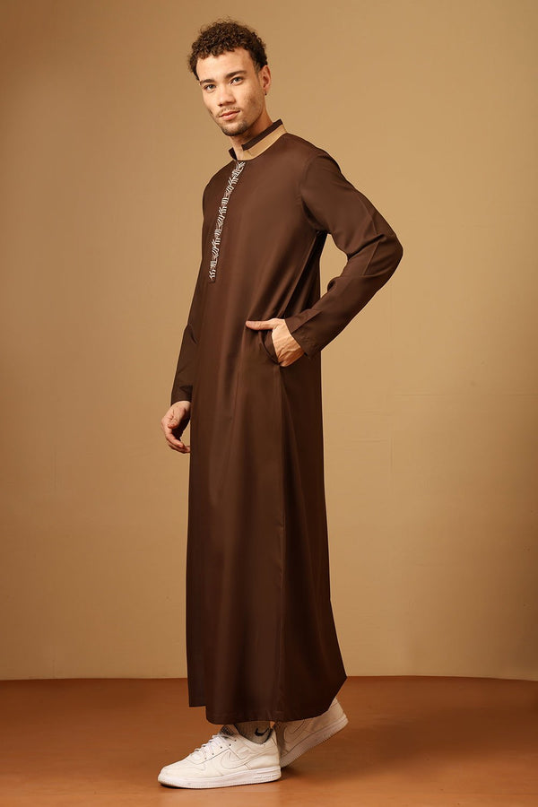 Men’s Polyester Poplin Thobe with Embroidered Accent Placket - EastEssence.com