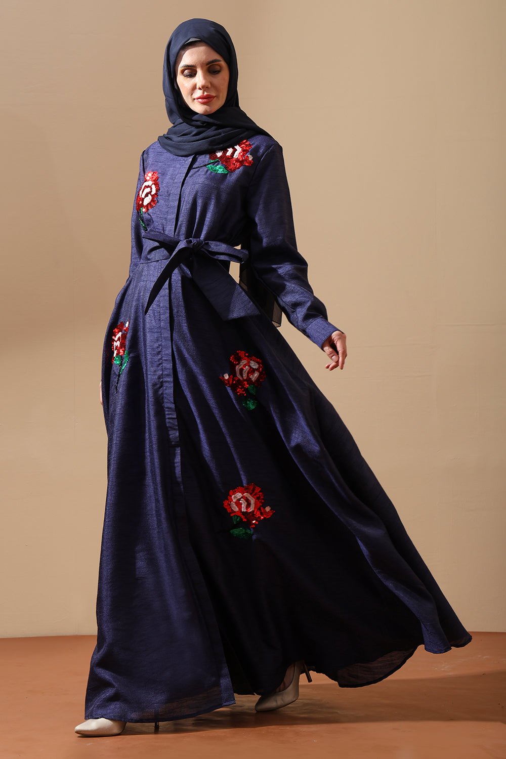 Midnight Rose Embellished Belted Abaya - EastEssence.com