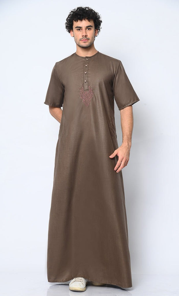 Modern Classic: Men's Brown Thobe with Embroidered Motif and Pockets - EastEssence.com