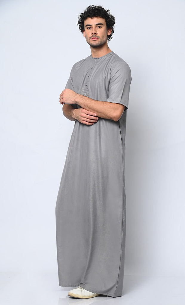 Modern Classic: Men's Grey Thobe with Embroidered Motif and Pockets - EastEssence.com