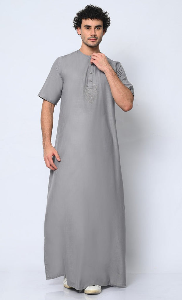 Modern Classic: Men's Grey Thobe with Embroidered Motif and Pockets - EastEssence.com