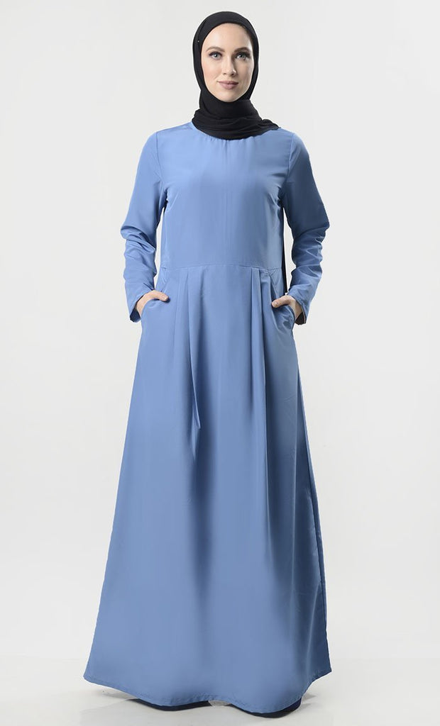 Modest Pleated Abaya With Pockets - Final Sale - EastEssence.com