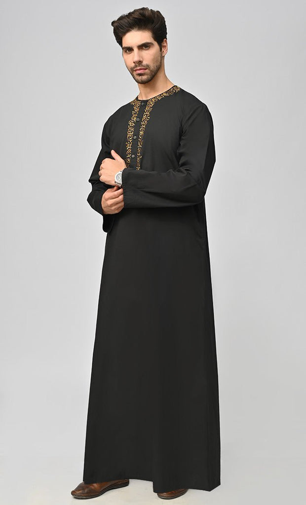 New Arabic Islamic Mens Thobe/Juba With Embroidery And Pockets (Black) - EastEssence.com