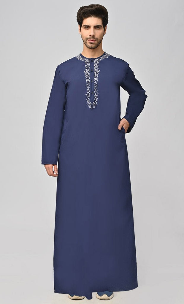 New Arabic Islamic Mens Thobe/Juba With Embroidery And Pockets (Navy) - Final Sale - EastEssence.com