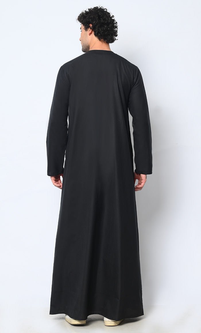 Ornate Reverence: Islamic Embroidered Men's Black Thobe with Pockets - EastEssence.com