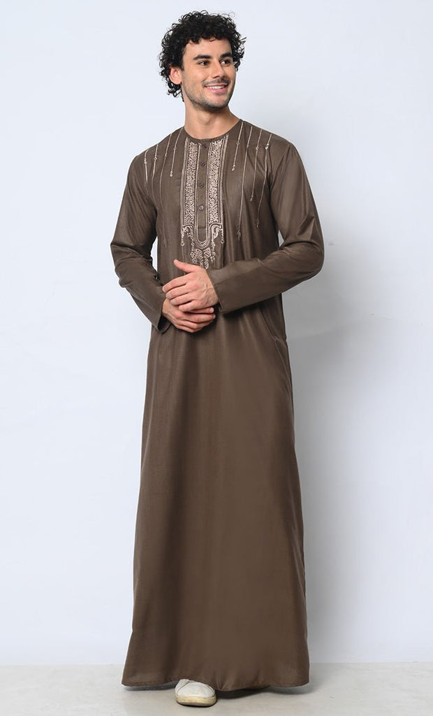 Ornate Reverence: Islamic Embroidered Men's Brown Thobe with Pockets - EastEssence.com