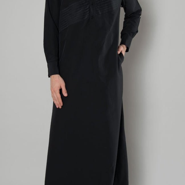 Pleated Accent Thobe