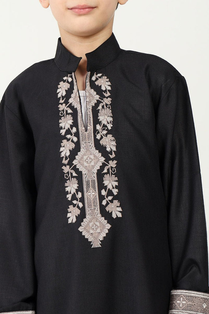 Polyester Poplin Thobe with Cranford Collar & Cross - Stitch Embroidery - Black - EastEssence.com