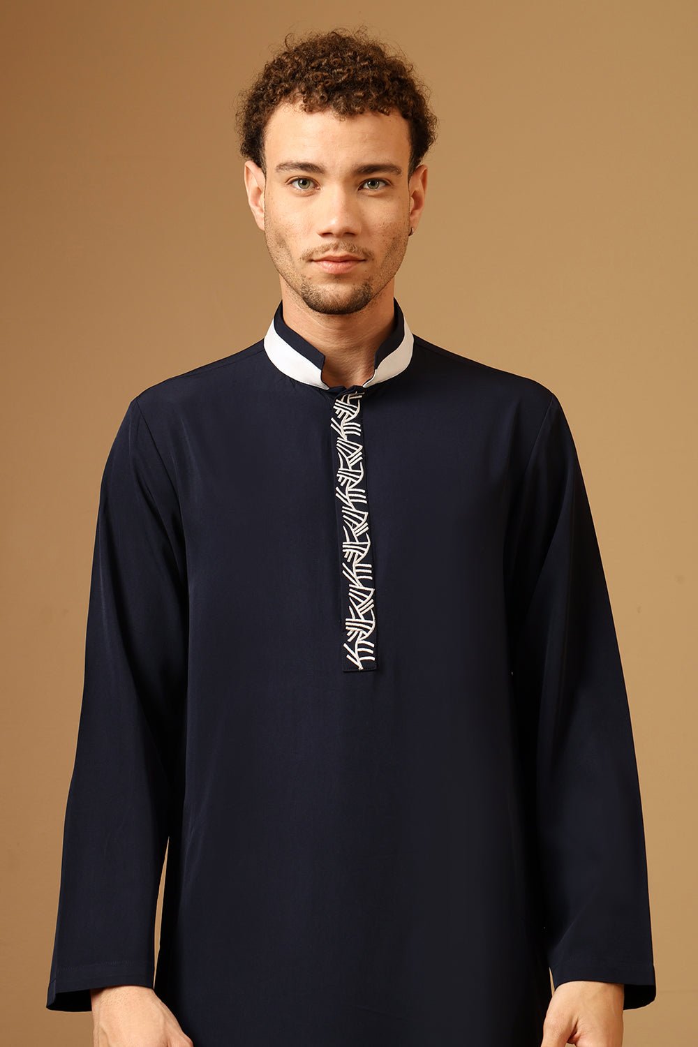 Premium Nida Thobe for Men with Slit Collar & Embroidered Chest - EastEssence.com