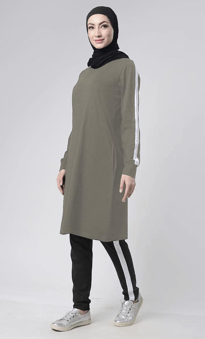 Side detailed White Stripes Sport/Gym Set - EastEssence.com