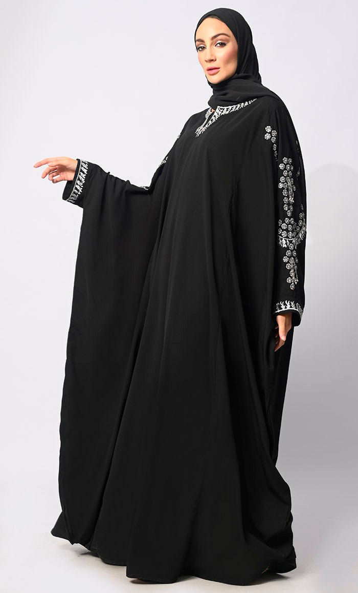 Traditional Arabian Black Farasa Adorned with Sitara Work and Machine Embroidery - EastEssence.com