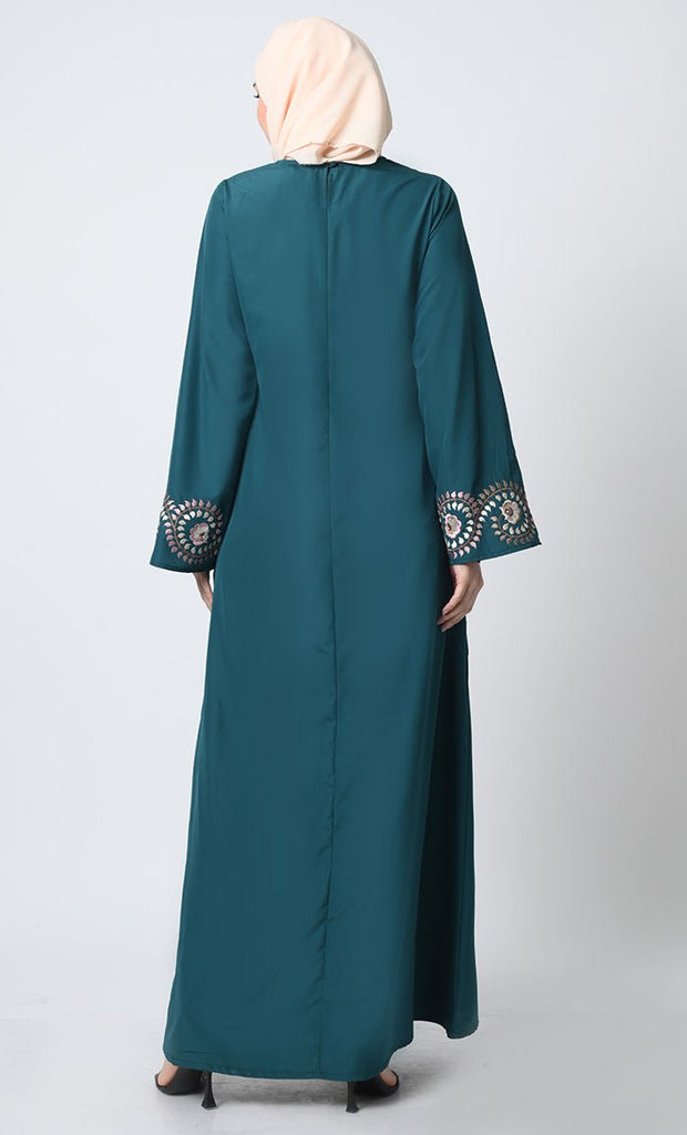 Traditional Embroidered Kashibo Abaya - EastEssence.com