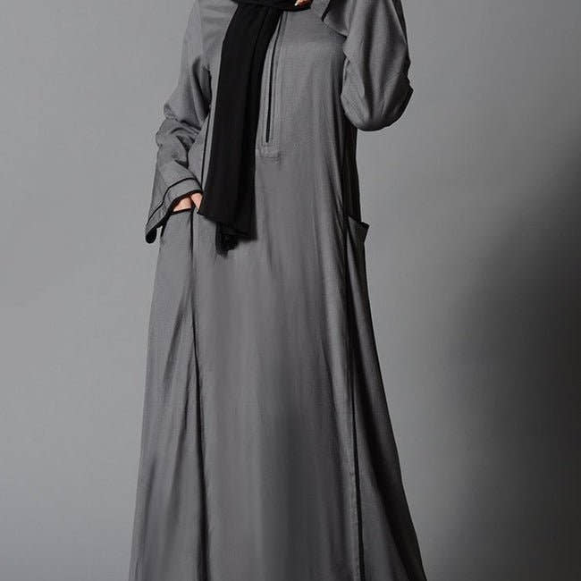 Zipper detail and contrast color trims basic abaya dress- Kids Size - EastEssence.com