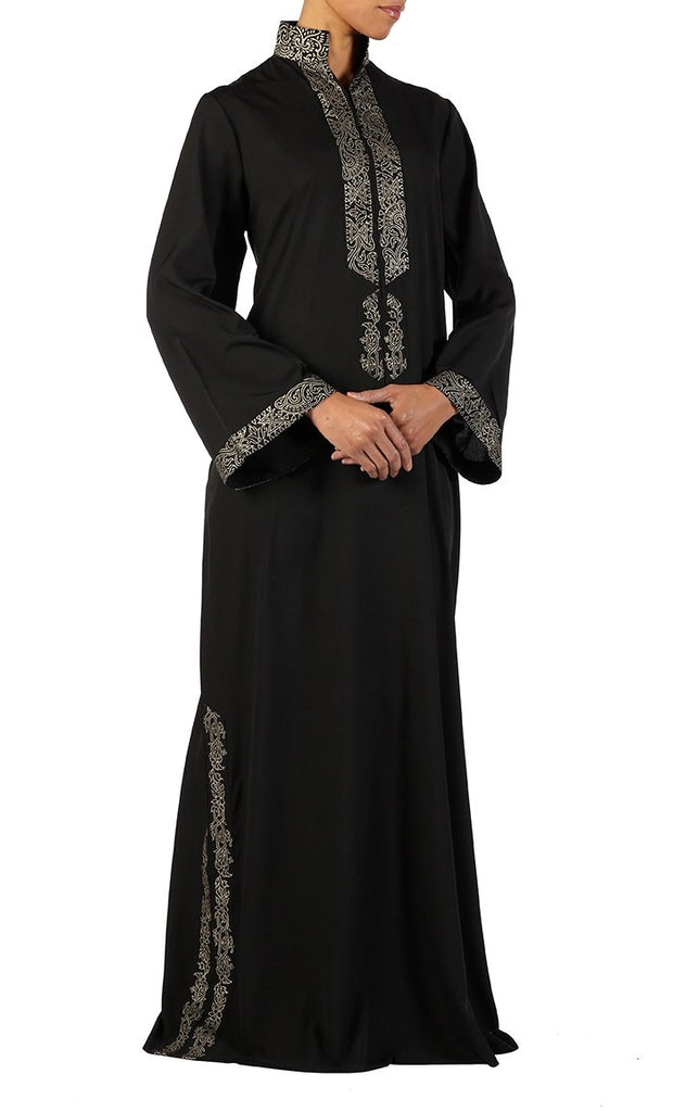 Amara Black crepe abaya with bell shaped sleeves - EastEssence.com