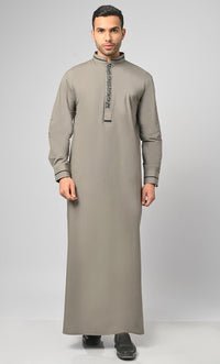 Arabian Black Emroidery Detailing Thobe
