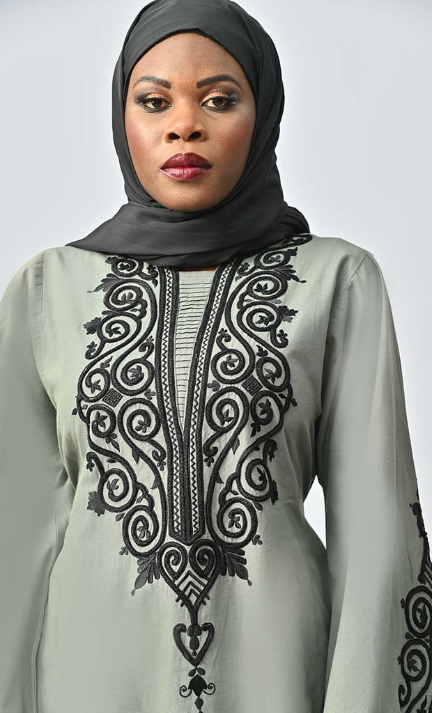 Arabic Women Beautiful Dori Work Detailing Abaya With Pockets - EastEssence.com